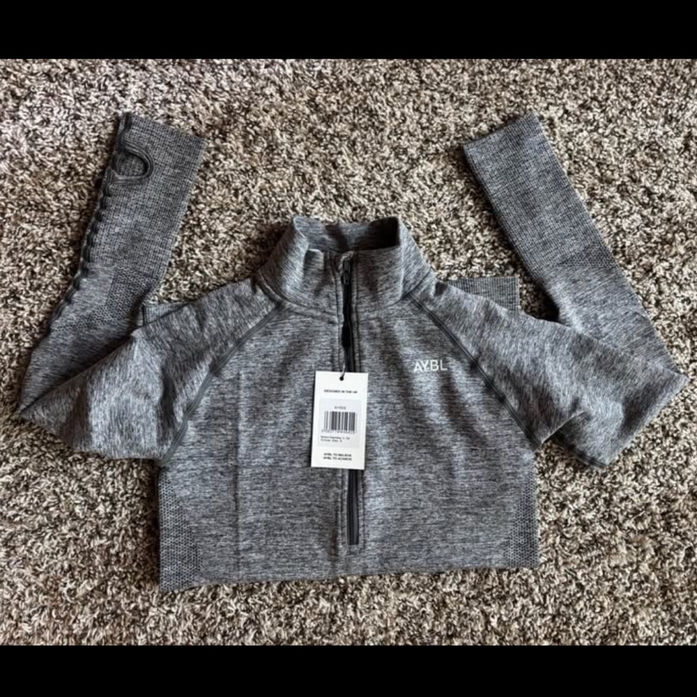 AYBL Motion Seamless 1/2 Zip Pullover